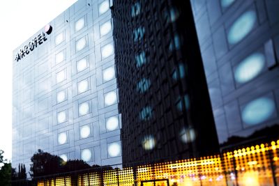 Kompetente Lösungen für die Fassade am Beispiel Arcotel Onyx in Hamburg
